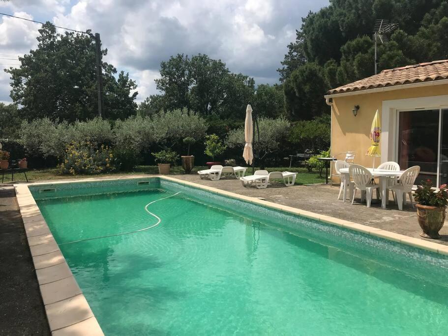 Gite Avec Piscine Au Coeur De La Vallee De La Ceze Saint-Laurent-de-Carnols Extérieur photo