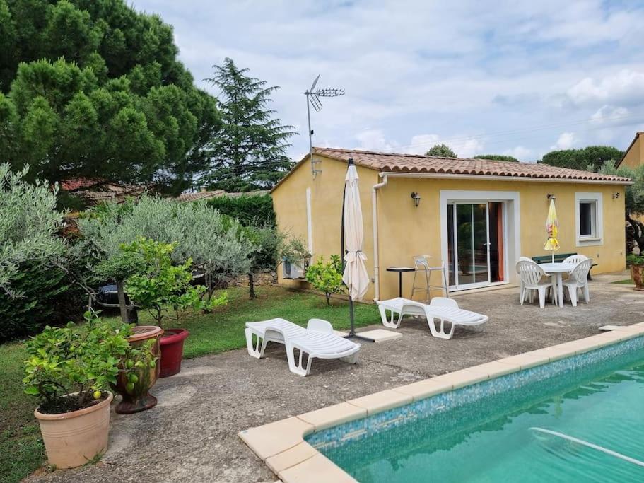 Gite Avec Piscine Au Coeur De La Vallee De La Ceze Saint-Laurent-de-Carnols Extérieur photo